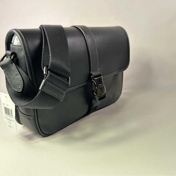 NEW! Men’s Coach League Black Glovetanned Leather Messenger Bag - Picture 10 of 14